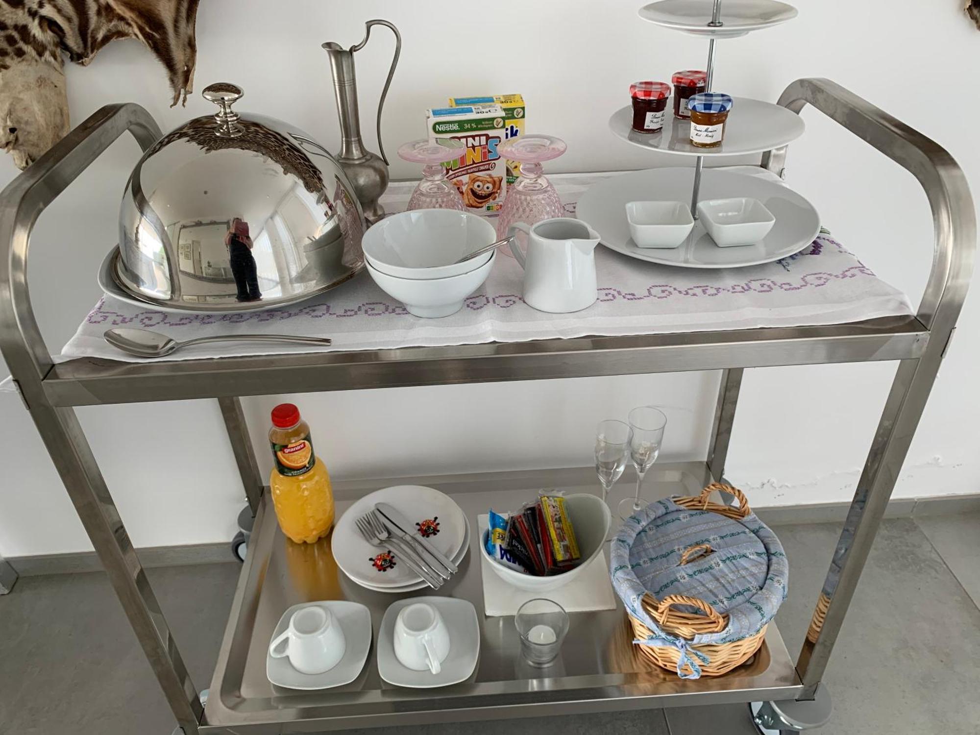 Deluxe Doppelzimmer Mit Pool Und Aussicht Homestay Danikon